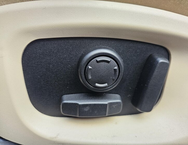 Jaguar XF Sedan 2,0 l 177 kw