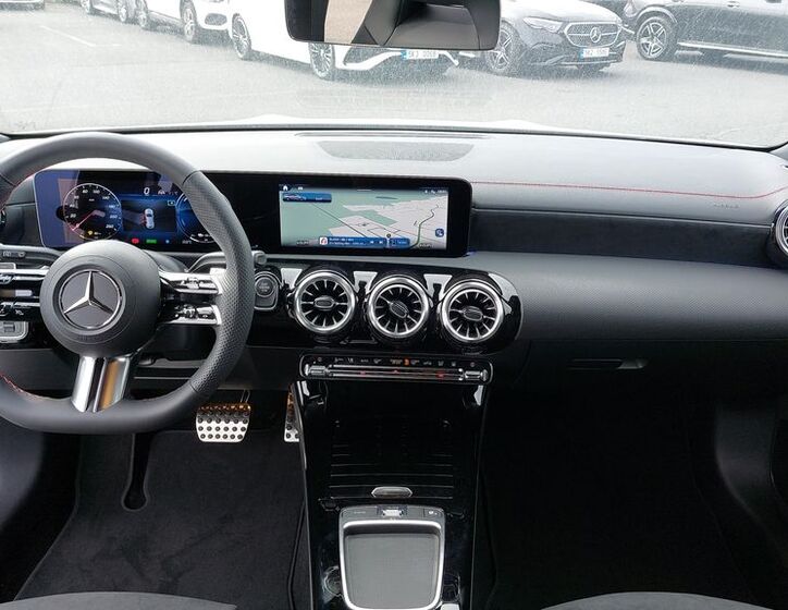 Mercedes-Benz CLA 13