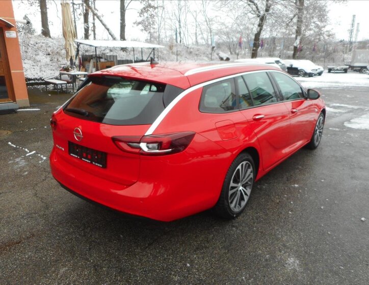 Opel Insignia Kombi 2,0 l 125 kw