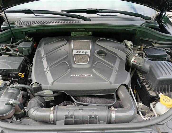 Jeep Grand Cherokee 25