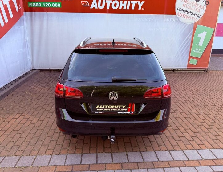 Volkswagen Golf Kombi 1,6 l 77 kw
