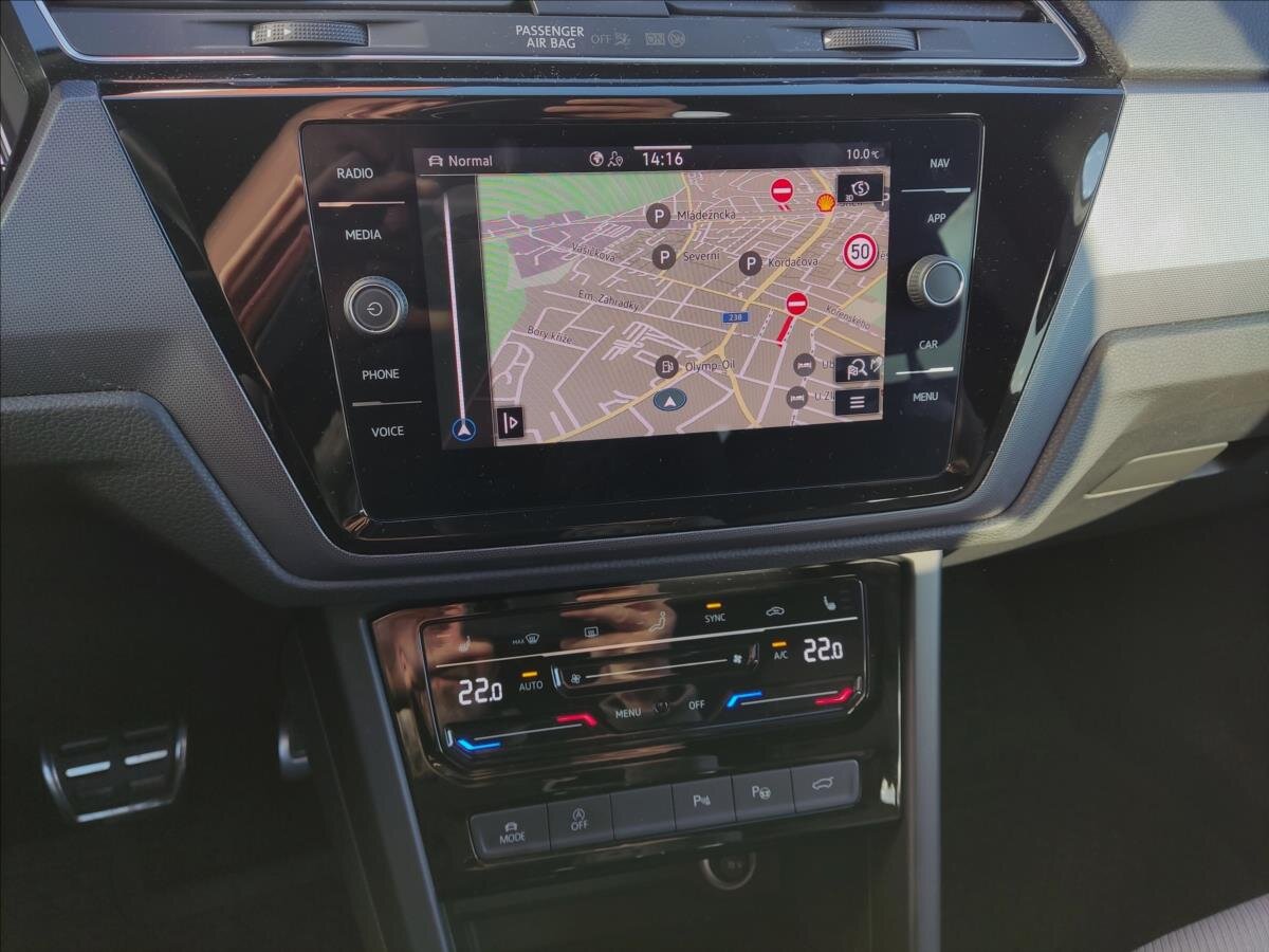 Volkswagen Touran MPV 1,5 l 110 kw