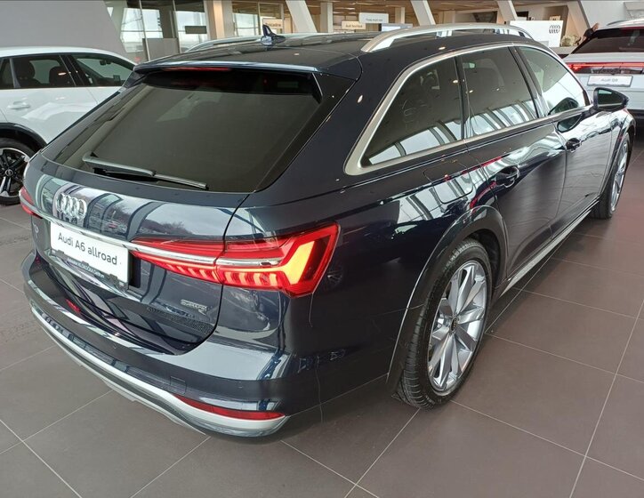 Audi A6 Allroad Kombi 3,0 l 253 kw