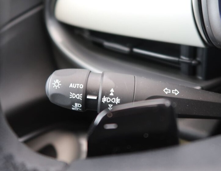 Fiat 600 SUV / Terénní 1,2 l 100 kw