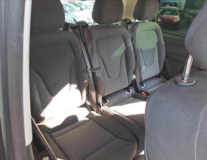 Mercedes-Benz Třídy V 17