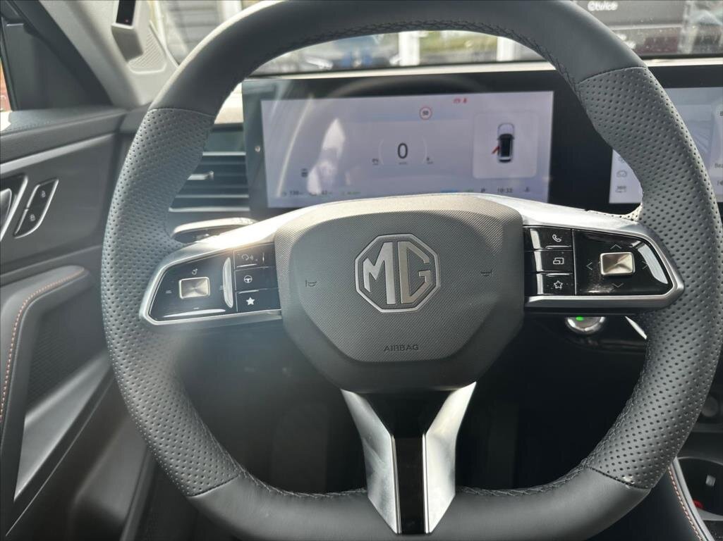 MG HS SUV 1,5 l 105 kw