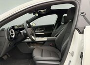 Mercedes-Benz CLA Sedan / Limuzína 1,3 l 120 kw