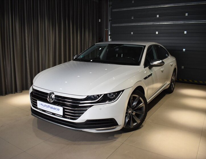 Volkswagen Arteon Liftback 2,0 l 176 kw