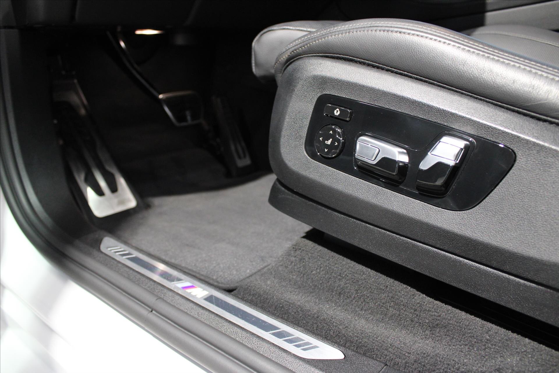 BMW X5 SUV 3,0 l 290 kw