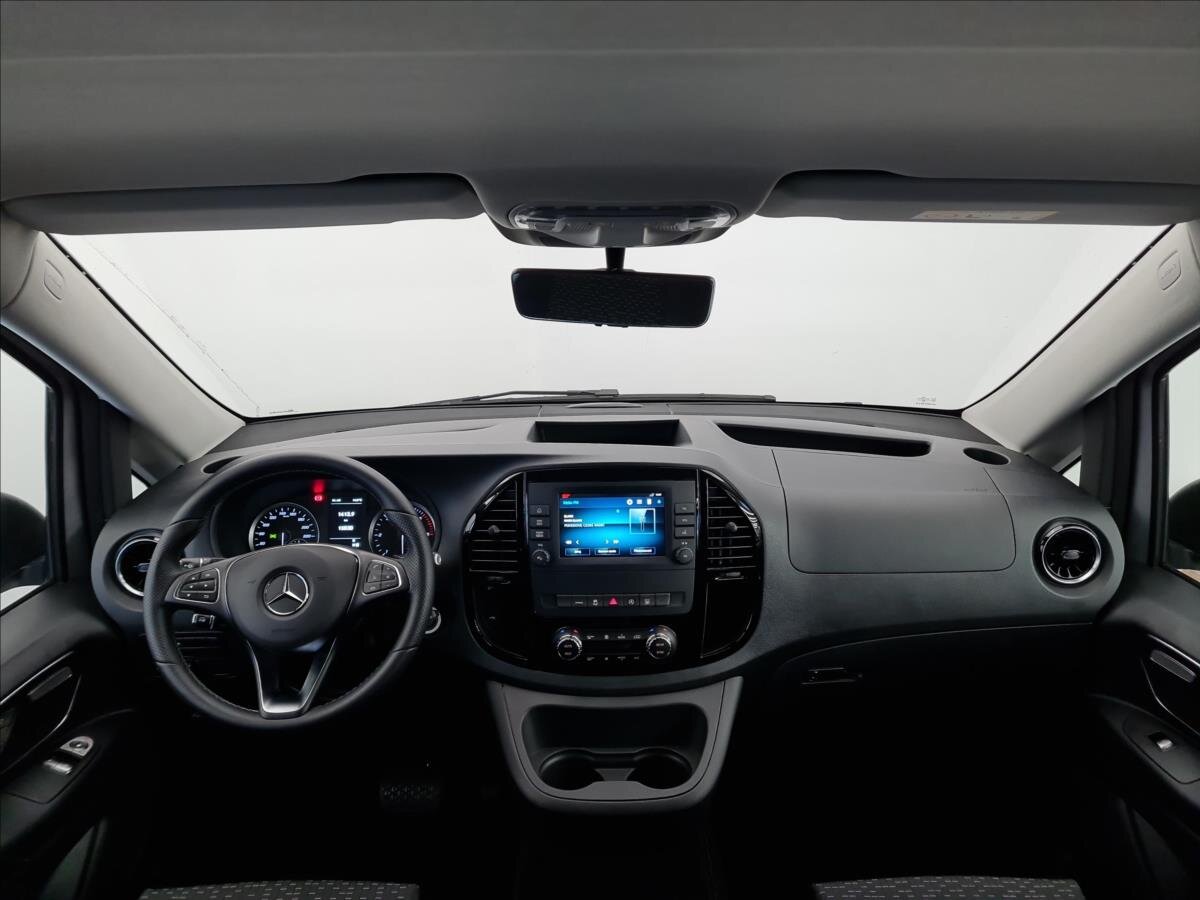Mercedes-Benz Vito MPV 2,0 l 174 kw
