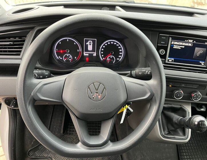 Volkswagen Transporter 16
