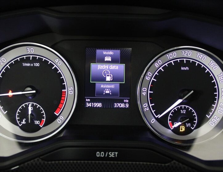 Škoda Superb Kombi 2,0 l 110 kw