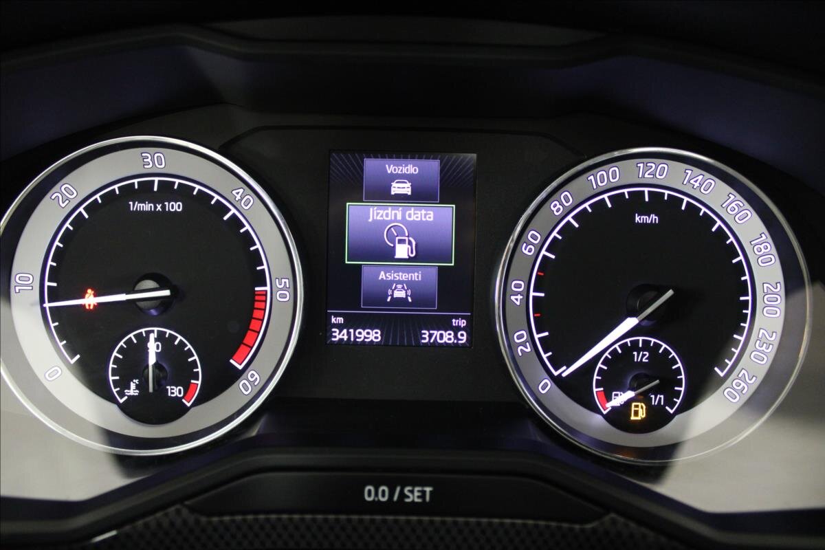 Škoda Superb Kombi 2,0 l 110 kw