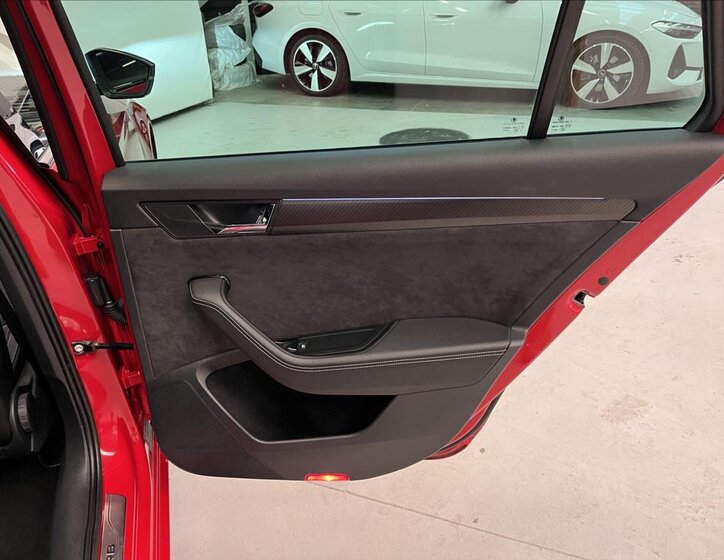 Škoda Superb Kombi 2,0 l 147 kw