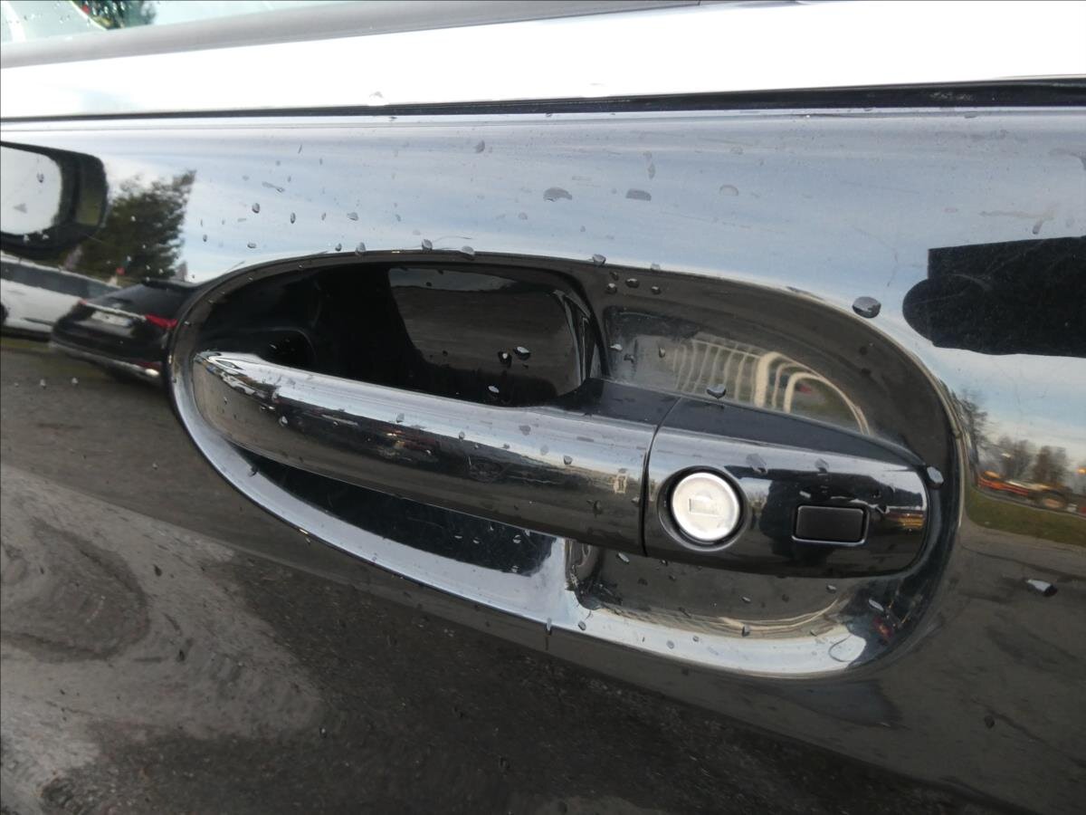 Mercedes-Benz Třídy V Ostatní 2,1 l 140 kw