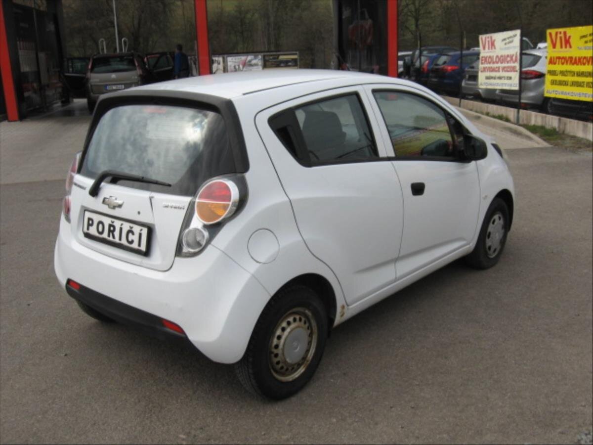 Chevrolet Spark Kombi 995,0 50 kw