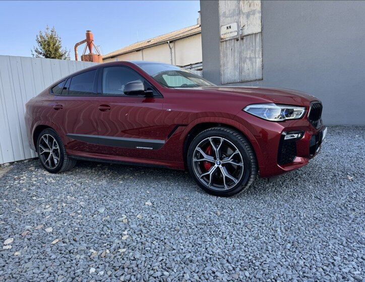 BMW X6 Sedan / Limuzína 3,0 l 210 kw