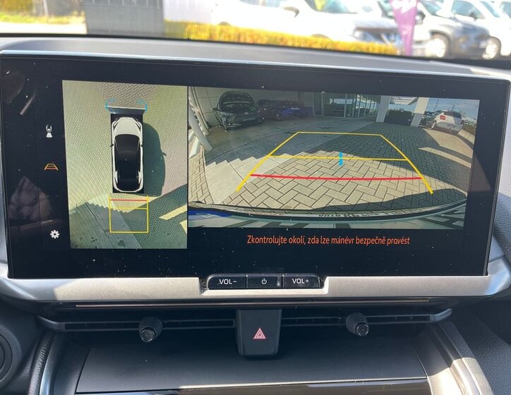 Toyota C-HR SUV / Terénní 2,0 l 112 kw