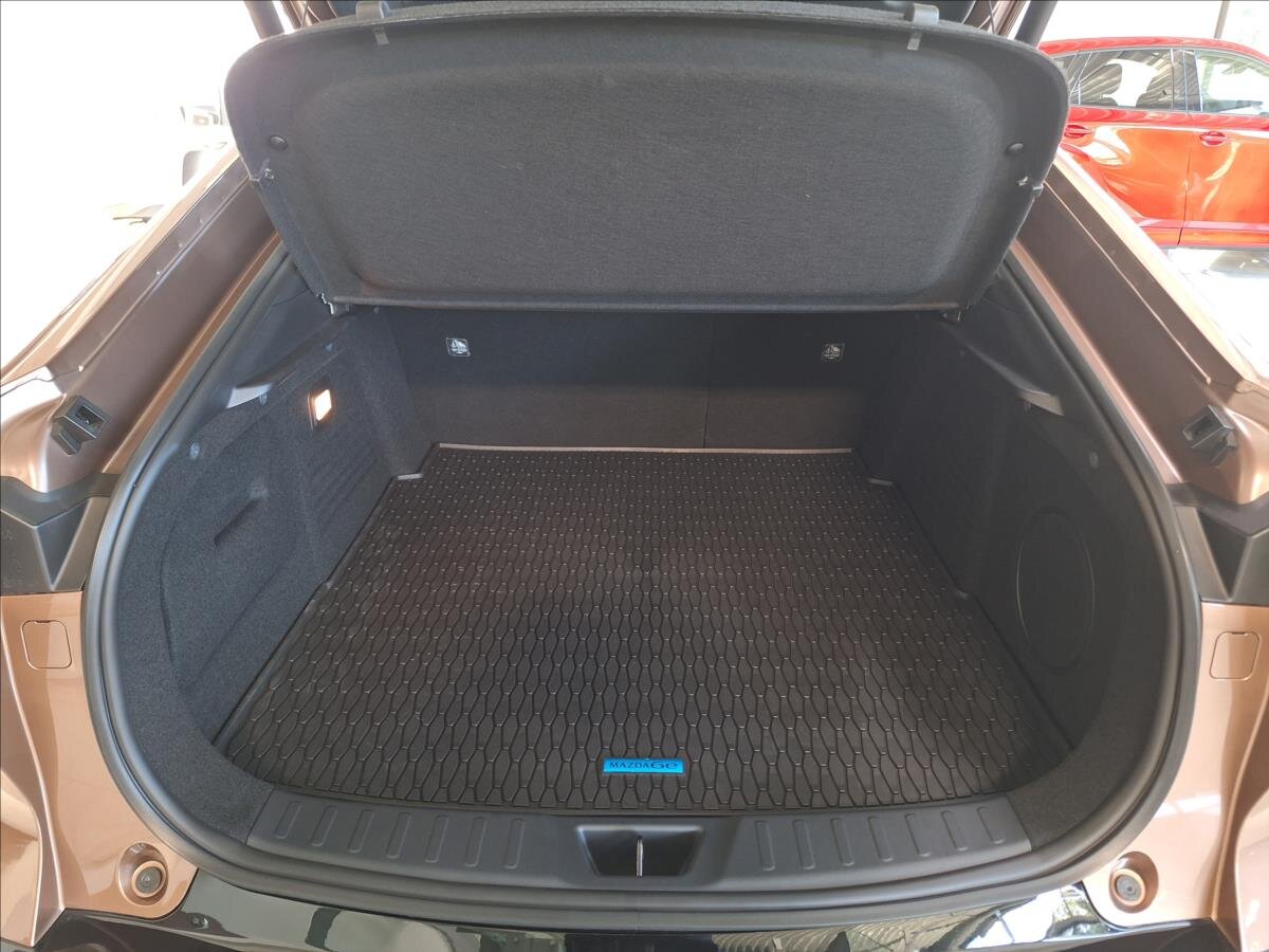 Mazda 6e Liftback 0,0 180 kw