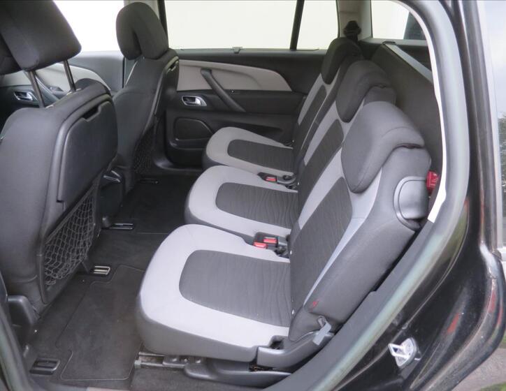 Citroën Grand C4 Picasso 11