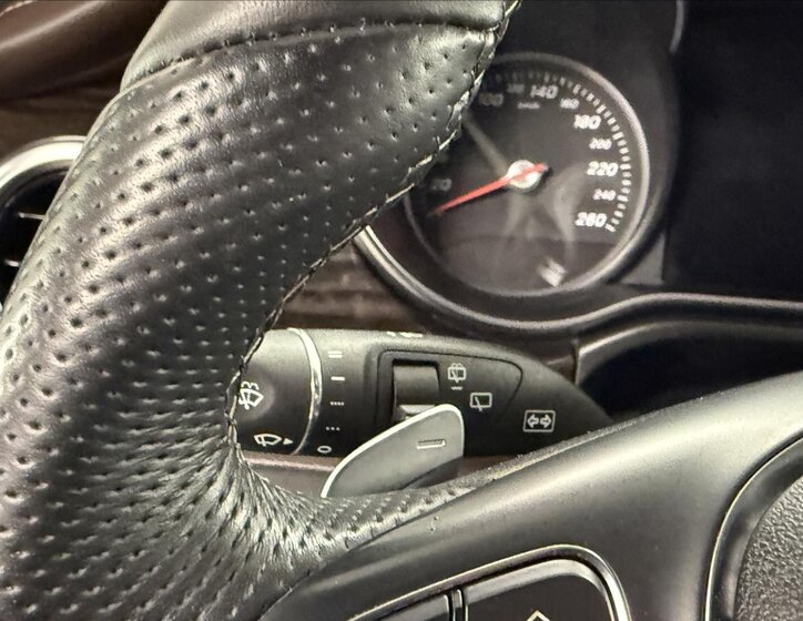 Mercedes-Benz Třídy V 24