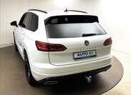 Volkswagen Touareg 6