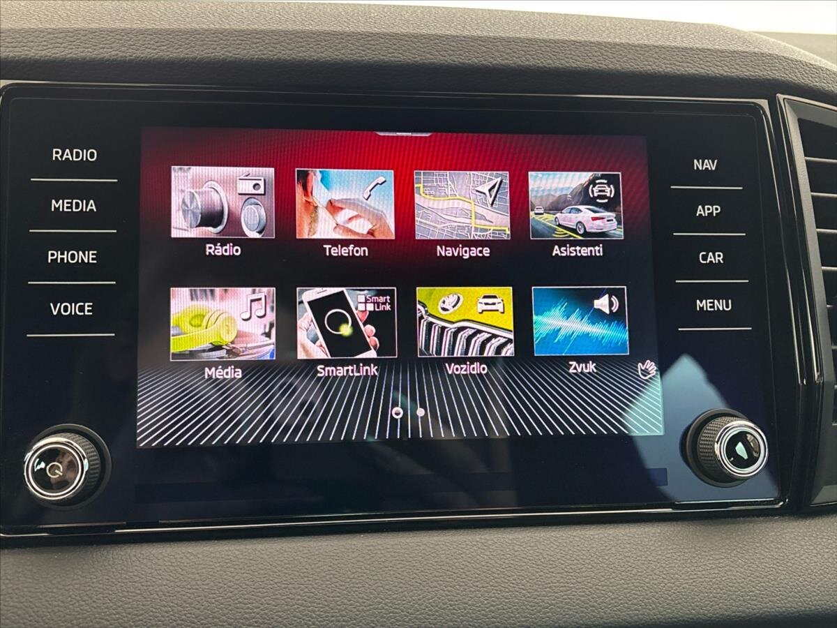 Škoda Karoq SUV / Terénní 1,5 l 110 kw