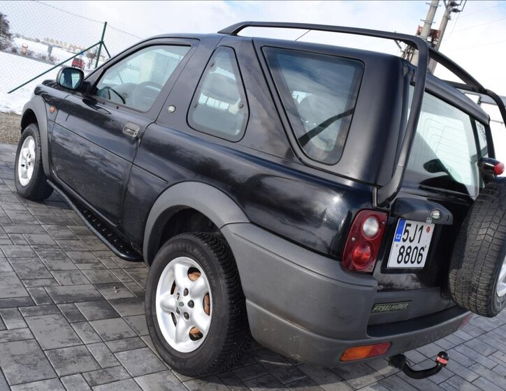 Land Rover Freelander Kombi 2,0 l 71 kw