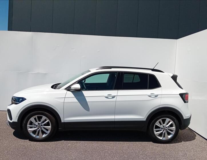 Volkswagen T-Cross 10