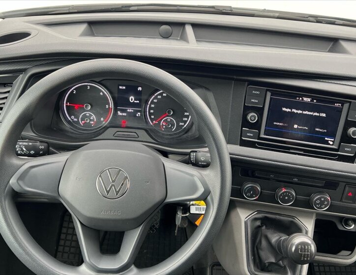 Volkswagen Transporter Skříň 2,0 l 110 kw