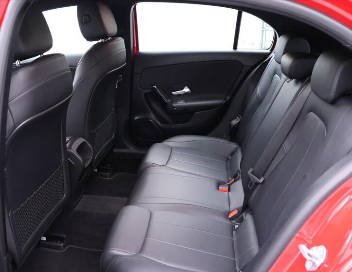 Mercedes-Benz Třídy A 13