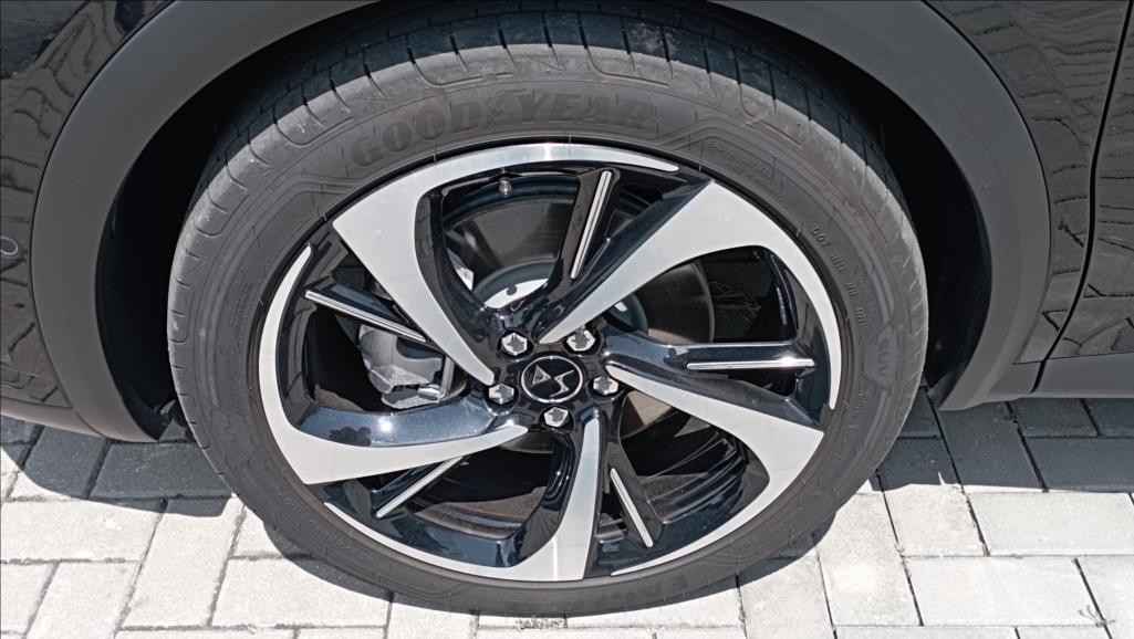 DS Automobiles DS7