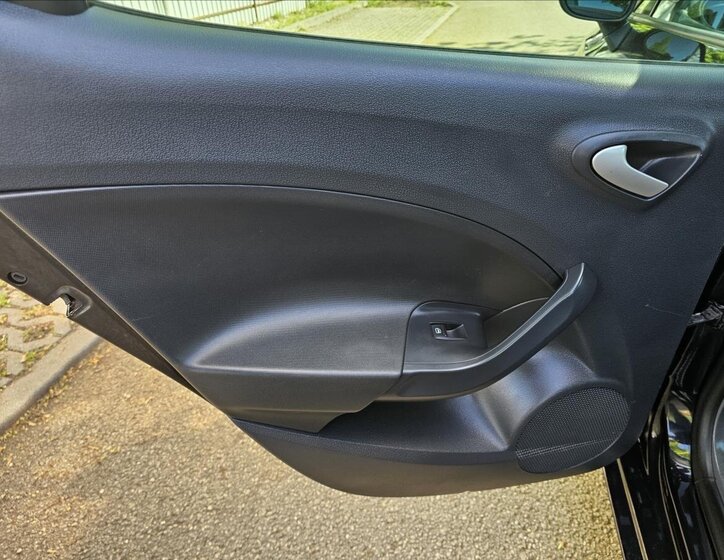 Seat Ibiza Hatchback 1,4 l 63 kw