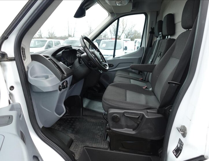 Ford Transit Ostatní 2,0 l 125 kw