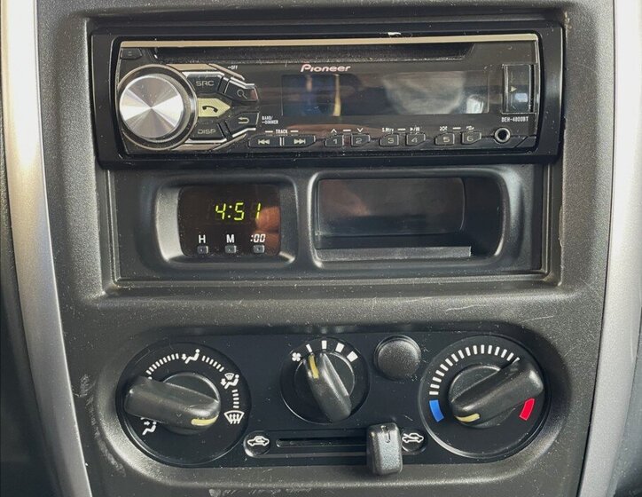 Suzuki Jimny SUV / Terénní 1,3 l 63 kw