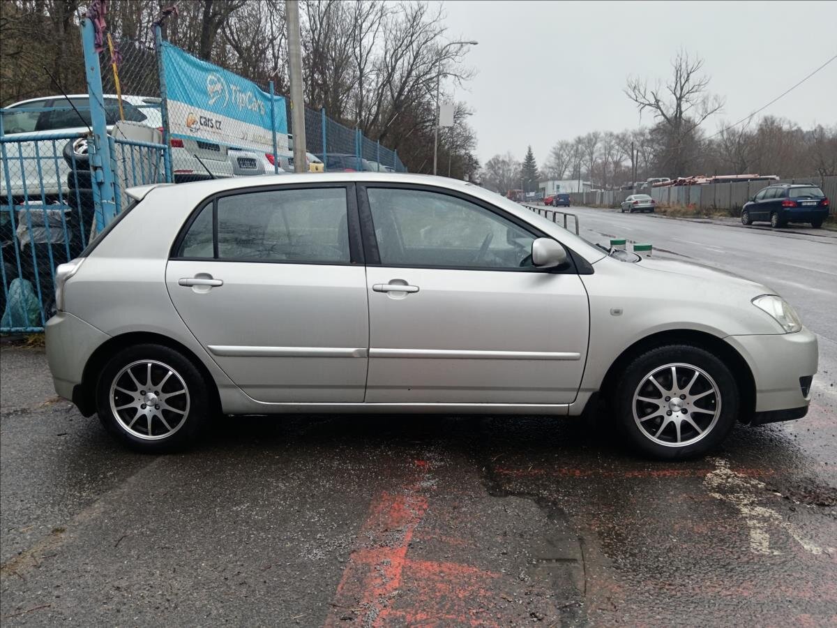 Toyota Corolla Hatchback 1,4 l 66 kw