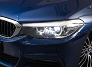 BMW Řada 5 Kombi 3,0 l 195 kw