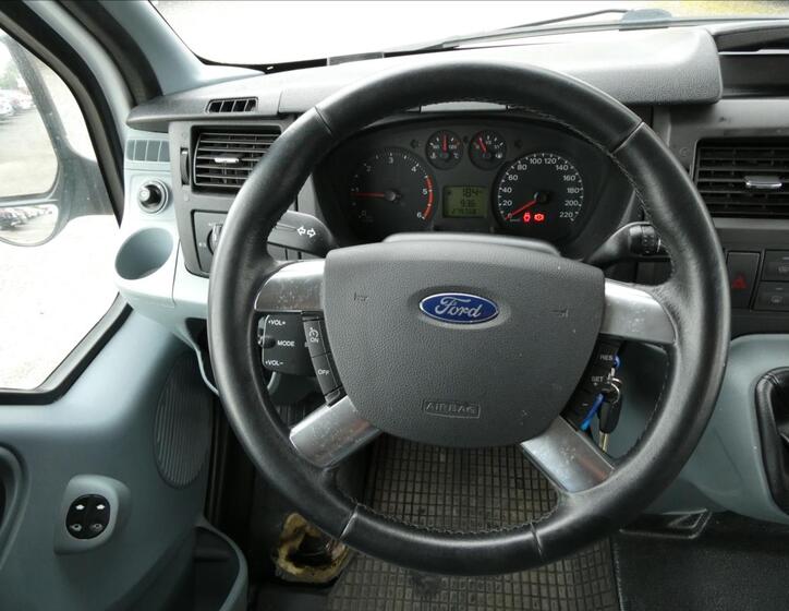 Ford Transit 17