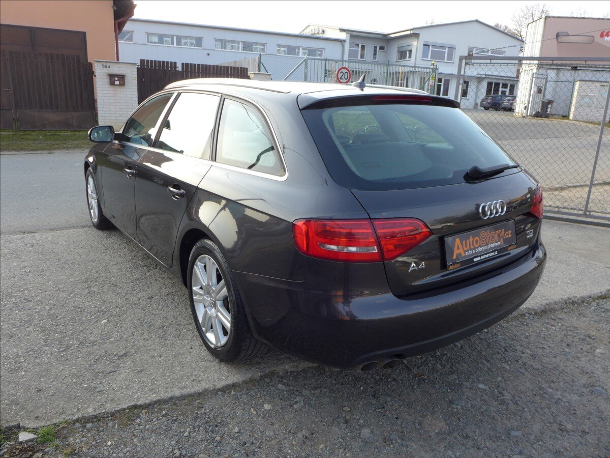 Audi A4 Kombi 2,0 l 105 kw