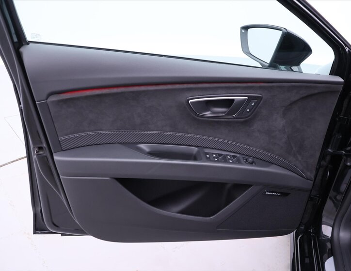 Seat Leon Kombi 2,0 l 221 kw