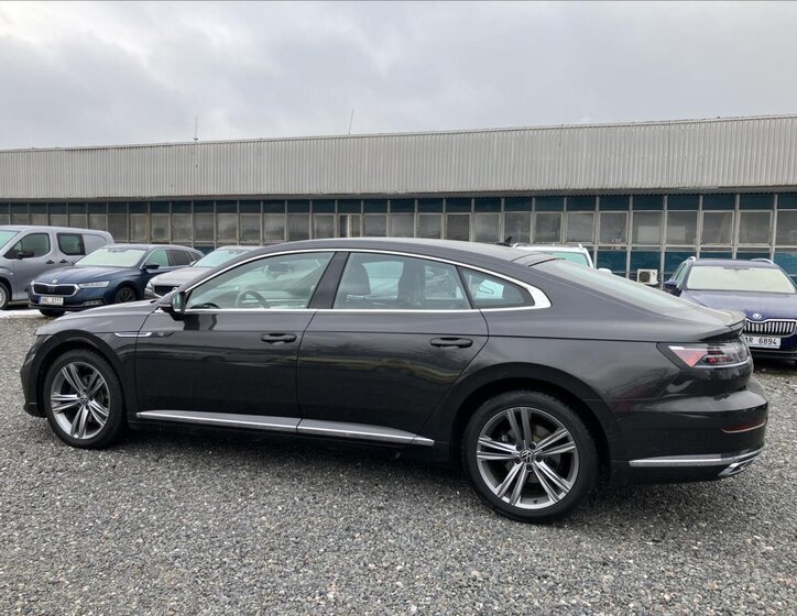 Volkswagen Arteon Liftback 2,0 l 110 kw