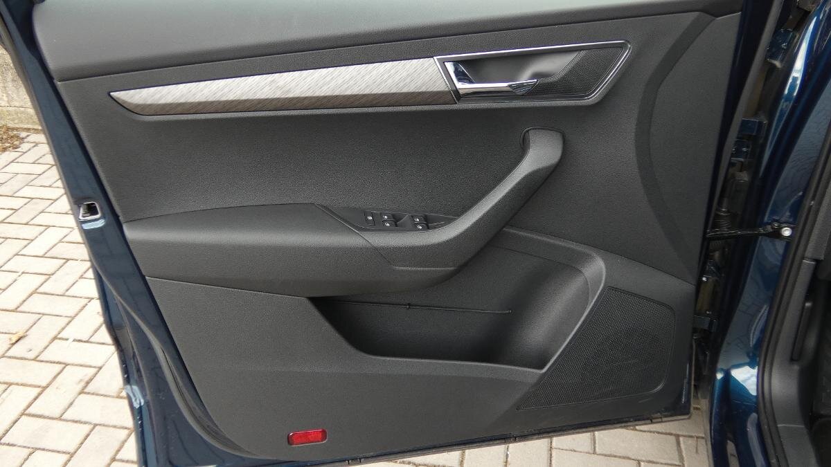 Škoda Karoq SUV / Terénní 1,5 l 110 kw