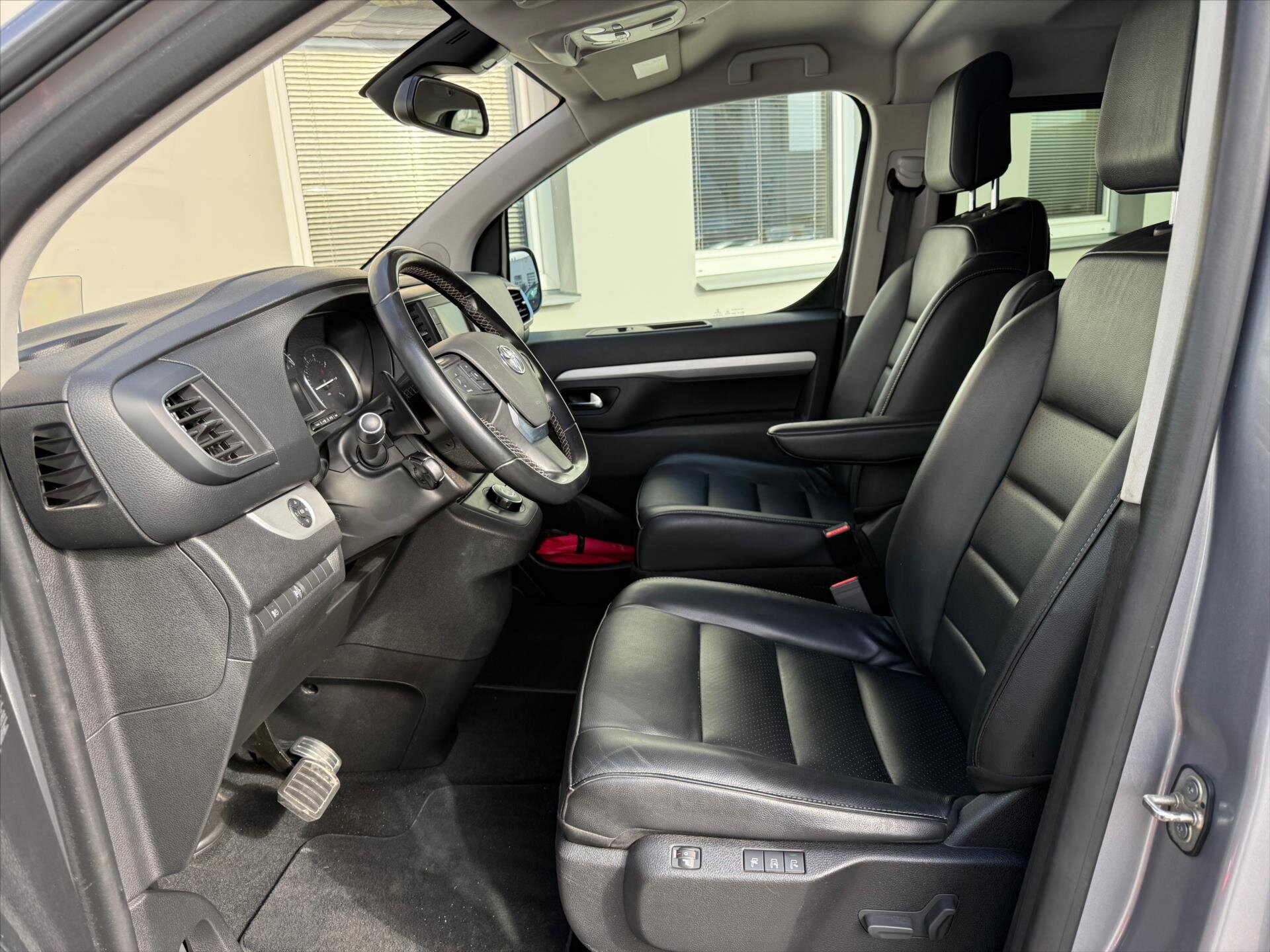 Toyota ProAce VAN / Minibus 2,0 l 130 kw