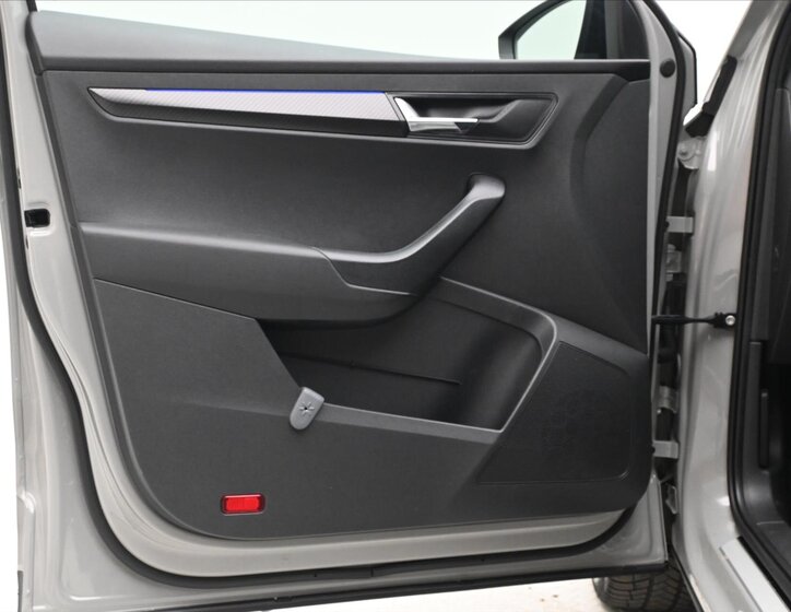 Škoda Karoq SUV / Terénní 1,5 l 110 kw