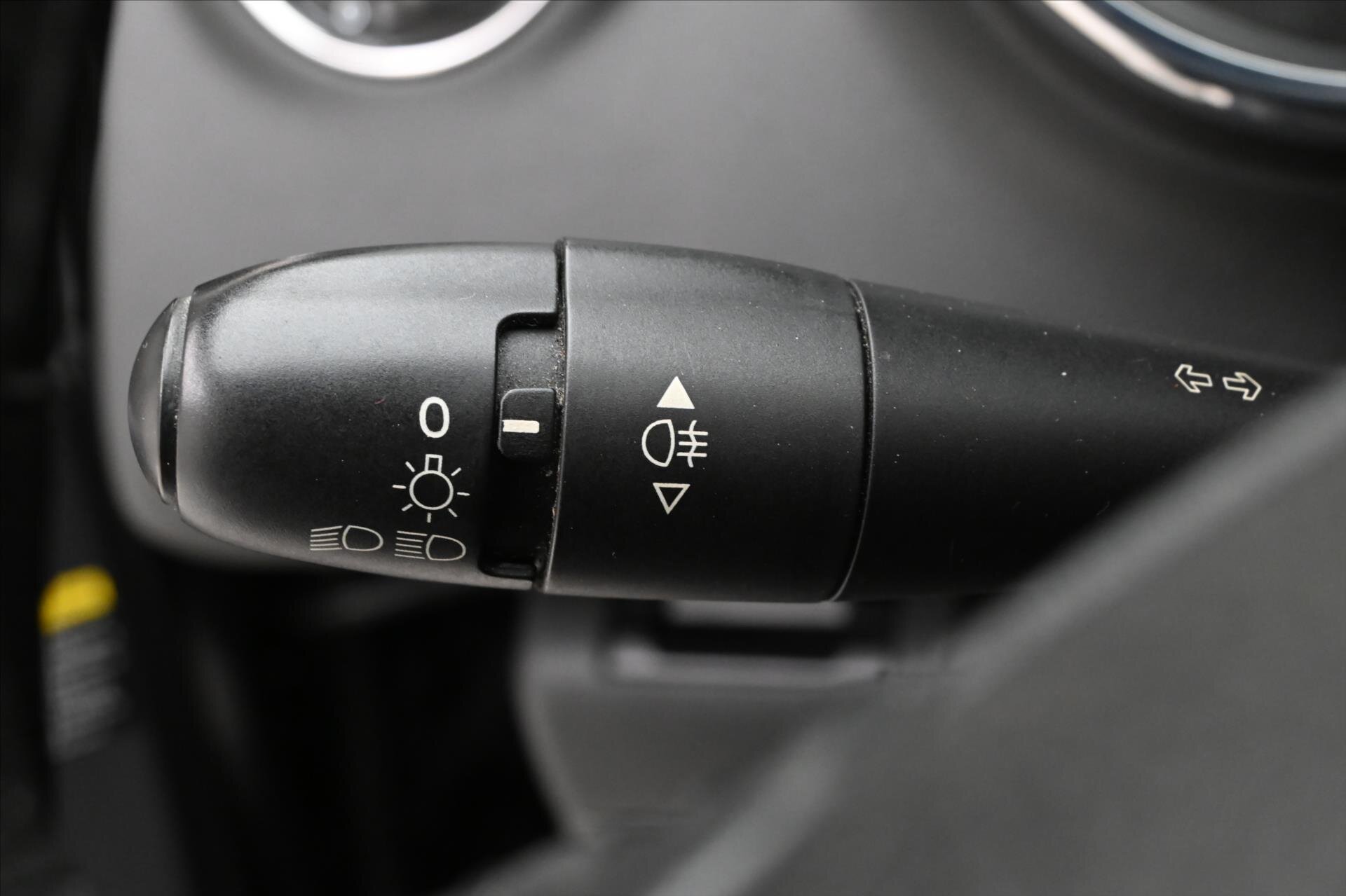 Peugeot 3008 MPV 1,6 l 82 kw