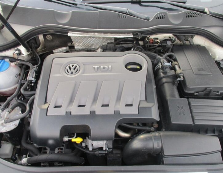 Volkswagen Passat Kombi 2,0 l 103 kw