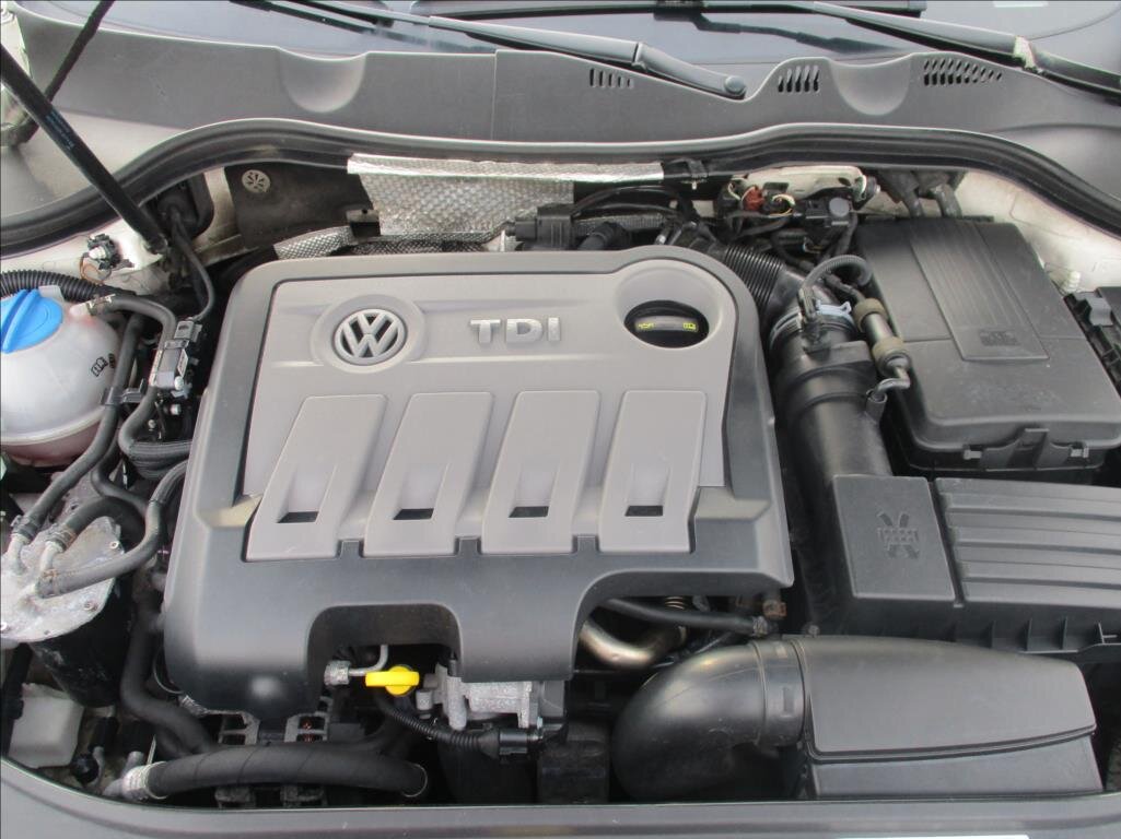 Volkswagen Passat Kombi 2,0 l 103 kw