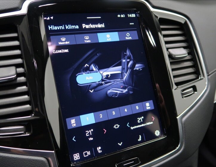 Volvo XC90 SUV / Terénní 2,0 l 173 kw