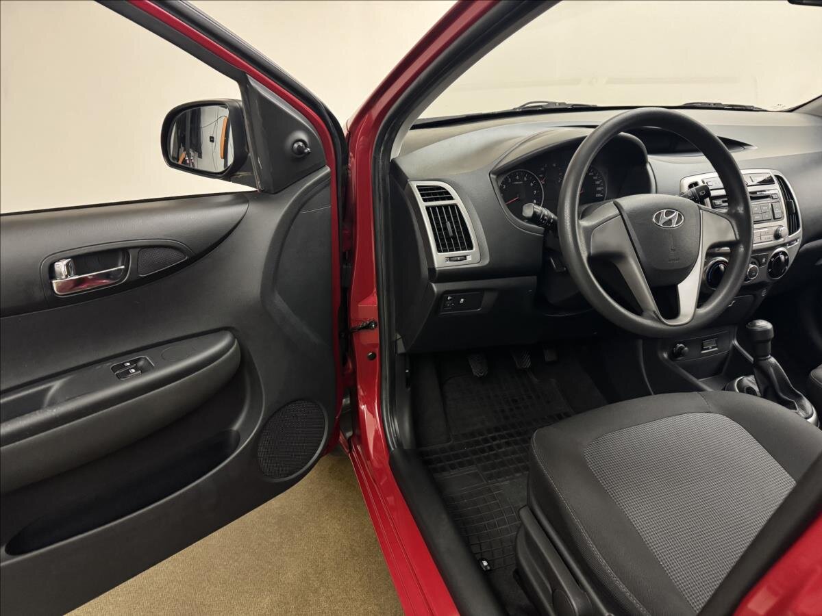 Hyundai i20 Hatchback 1,2 l 62 kw