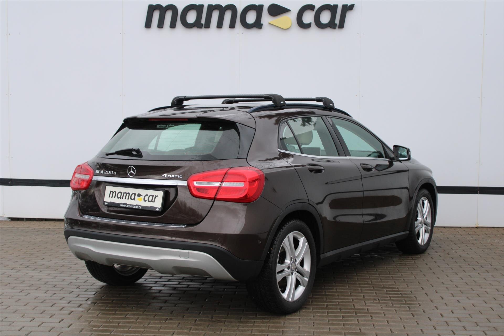 Mercedes-Benz GLA SUV 2,1 l 100 kw